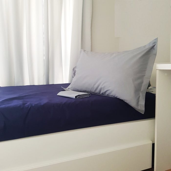 Pachet Best Cotton Deco UNI - Ranforce color, cearceaf de pat + 2 fete de perna, 100% bumbac, bleumarin si gri - imagine 4