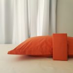 Pachet Best Cotton Deco UNI - Ranforce color, cearceaf de pat + 2 fete de perna, 100% bumbac, ivoire si ceramic