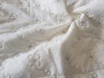 Cuvertura cu fete de perna, matlasate prin brodare Royal Home Bukle - 250x260 cm, pudra - imagine 14