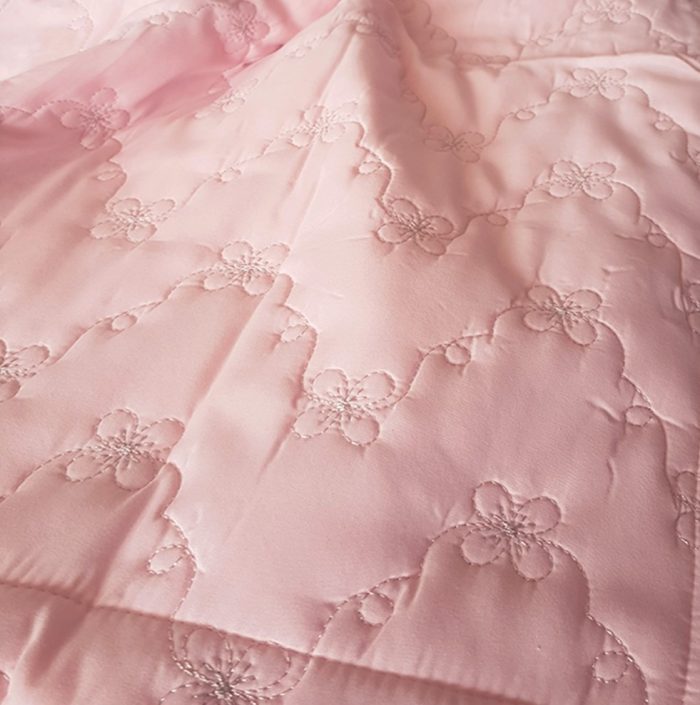 Cuvertura cu fete de perna, matlasate prin brodare Royal Home Yonica - 250x260 cm, pudra - imagine 4