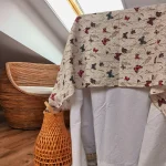 Fata de masa Best Cotton - Paste, 160x160 cm, 100% bumbac, tesatura gofrata, fluturi fuxia