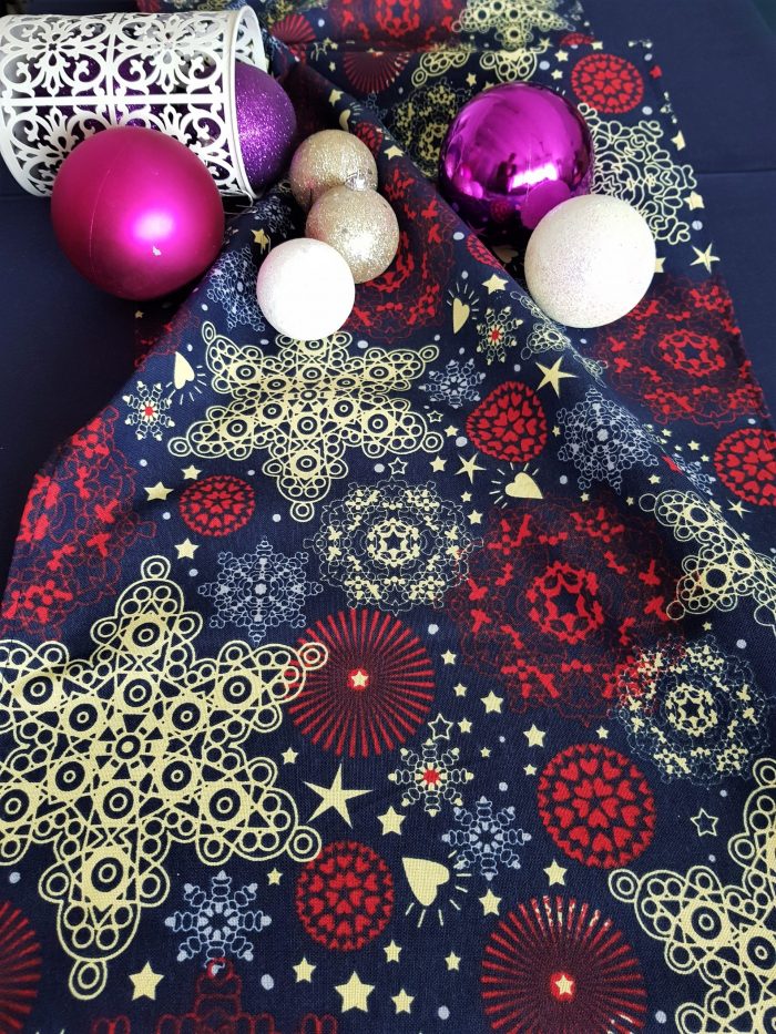 Fata de masa albastra cu napron albastru Best Cotton Winter 29 - creton, 180x220 cm + 45x180 cm, 100% bumbac - imagine 2