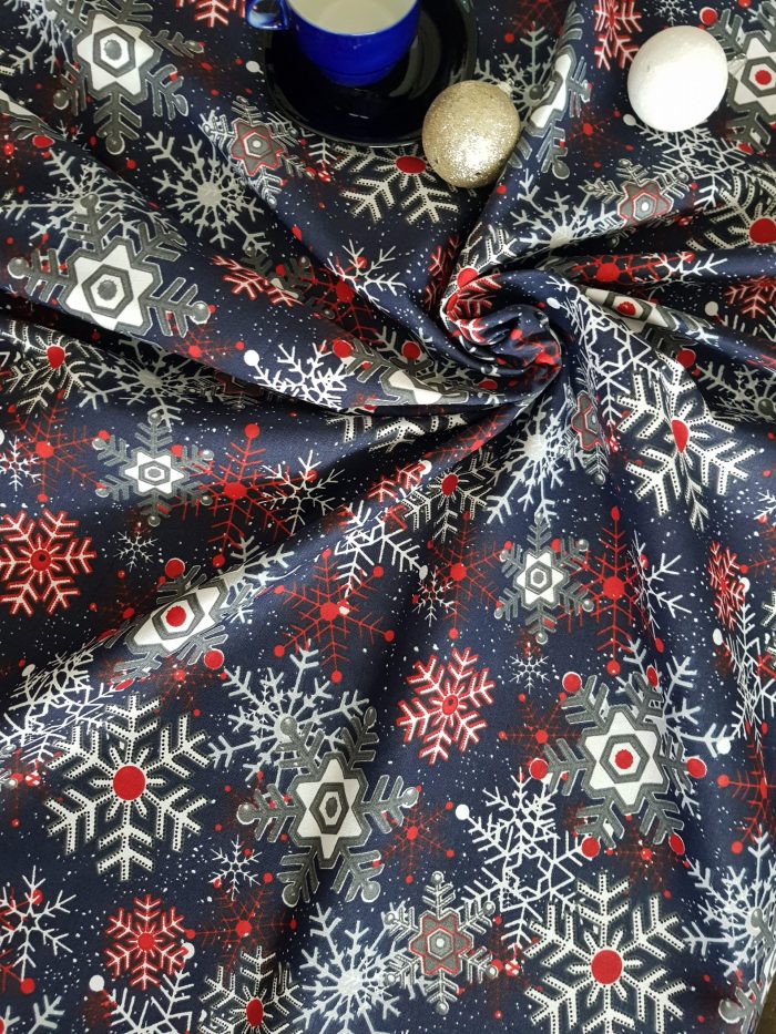 Fata de masa Best Cotton Winter 04 - 180x220 cm, 100% bumbac , albastru cu motive de Craciun - imagine 3