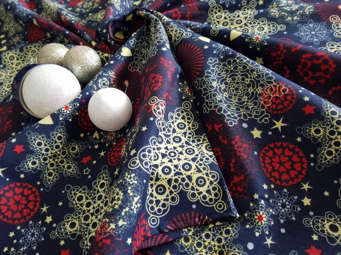 Fata de masa Best Cotton Winter 06 - 180x220 cm, 100% bumbac , albastru cu motive de Craciun - imagine 2