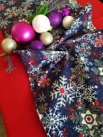 Fata de masa rosie cu napron albastru Best Cotton Winter 12 - creton, 180x220 cm + 45x180 cm, 100% bumbac - imagine 2