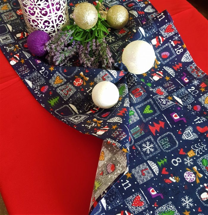 Fata de masa rosie cu napron albastru Best Cotton Winter 13 - creton, 180x220 cm + 45x180 cm, 100% bumbac - imagine 4