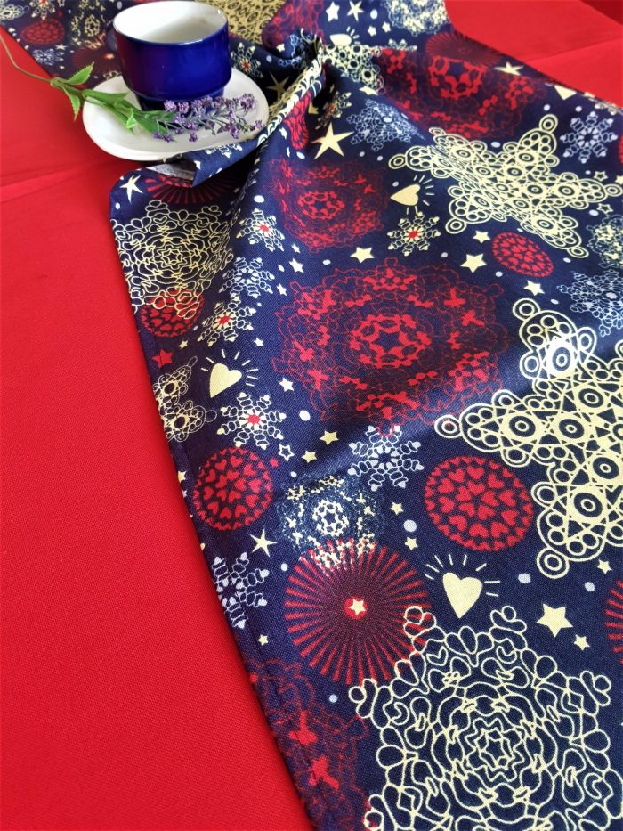 Fata de masa rosie cu napron albastru Best Cotton Winter 14 - creton, 180x220 cm + 45x180 cm, 100% bumbac - imagine 4