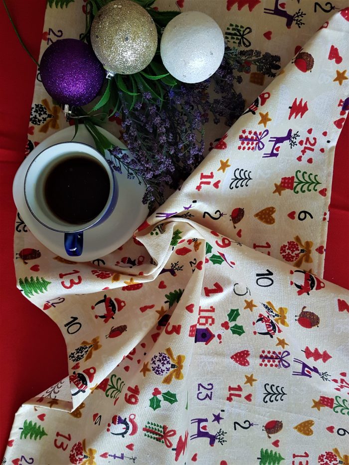 Fata de masa rosie cu napron rosu Best Cotton Winter 16 - creton, 180x220 cm + 45x180 cm, 100% bumbac - imagine 7