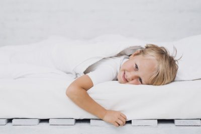 engros Husa cu elastic pentru pat Best Cotton - 100% bumbac, Damasc cu latime dungi 1 cm, alb 24 engros-lazy