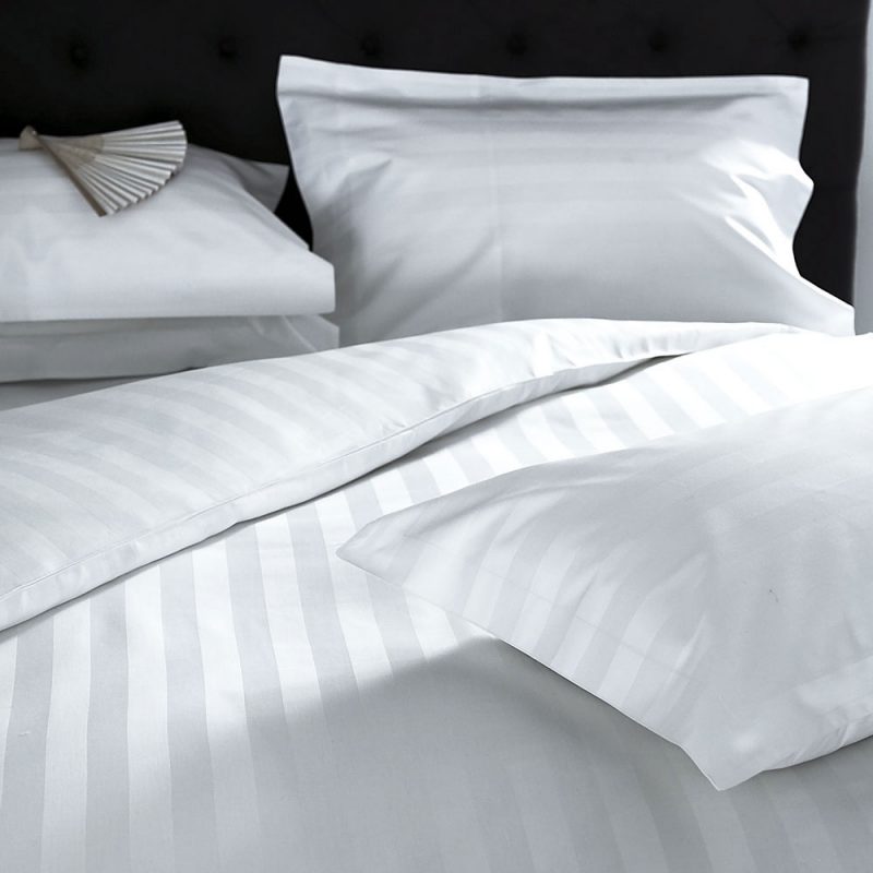 engros-lenjerie pat damasc alb hotel bumbac