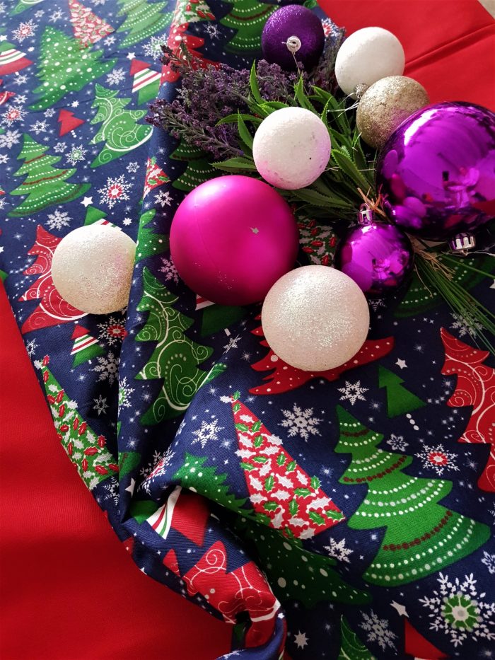 Napron Best Cotton Winter 16 - 45x180 cm, 100% bumbac , albastru cu motive de Craciun - imagine 3