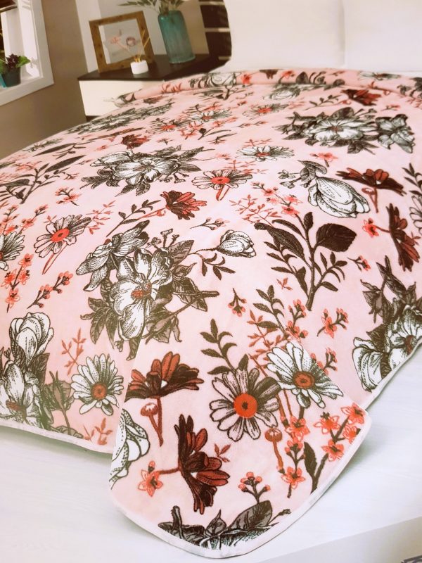 engros-patura astoria home pat dublu 220x240 lacasa microfibra model floral foarte pufoasa roz alb negru rosu2 scaled 1