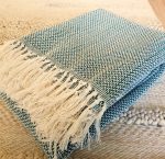 Cuvertura Old Fashion pentru pat dublu, dimensiunea 220x240 cm, 100% bumbac, verde cu ciucuri - 17 - imagine 3