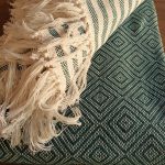 Cuvertura Old Fashion pentru pat dublu, dimensiunea 220x240 cm, 100% bumbac, verde cu ciucuri - 19 - imagine 4
