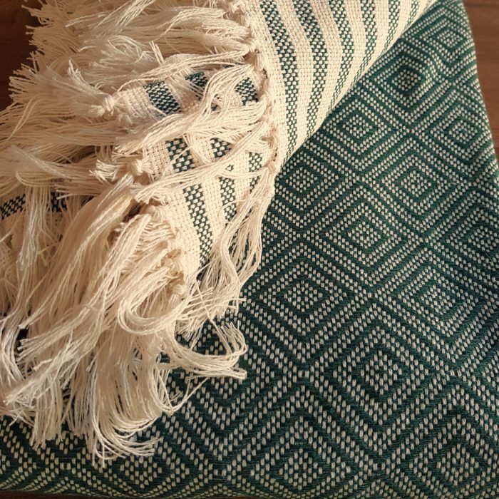 Cuvertura Old Fashion pentru pat dublu, dimensiunea 220x240 cm, 100% bumbac, verde cu ciucuri - 19 - imagine 4