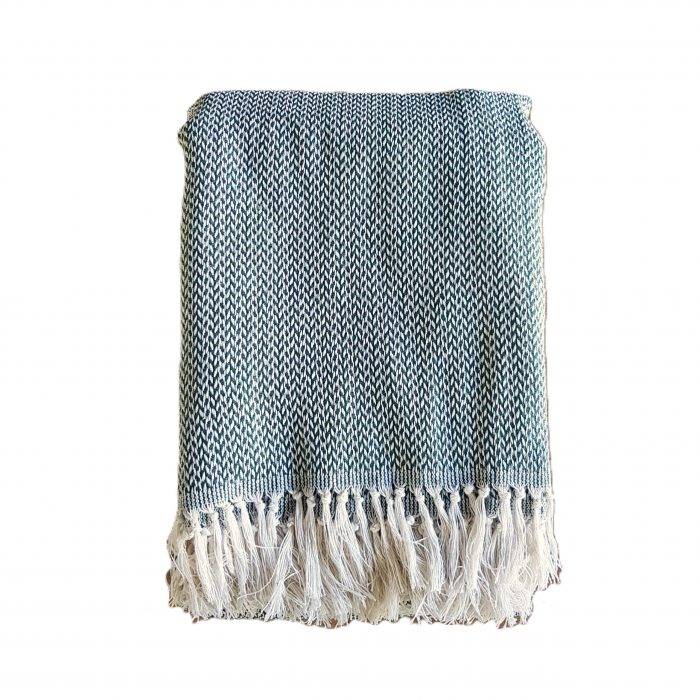 Cuvertura Old Fashion pentru pat dublu, dimensiunea 220x240 cm, 100% bumbac, albastru cu ciucuri - 18 - imagine 5