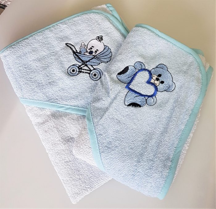 Prosop baie pentru bebelus, 70x70 cm, 100% bumbac, decor brodat pe gluga 27 - imagine 5