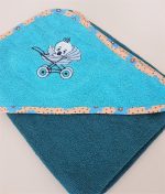 Prosop baie pentru bebelus, 70x70 cm, 100% bumbac, decor brodat pe gluga 33