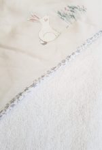 Prosop baie pentru bebelus, 80x80 cm, 100% bumbac, decor iepuras - imagine 4