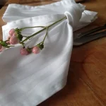 Servete de masa Best Cotton - 27x40 cm, Damasc Saten Deco cu dungi de 1 cm, 100% bumbac, alb - 10 bucati