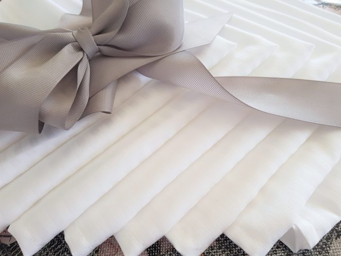 Pachet 50 bucati servete de masa Best Cotton Hotel, 100% bumbac, Damasc Saten, dimensiunea 35x35 cm, latime dungi 0.5 cm - imagine 2