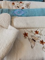 Set baie Best Cotton DeLuxe - halate si prosoape cu broderie, 100% bumbac, ivoire si tourquoise - imagine 3