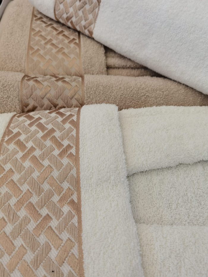 Set baie Best Cotton DeLuxe - halate si prosoape cu broderie, 100% bumbac, ivoire si bej - imagine 2