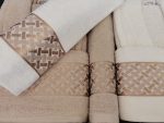 Set baie Best Cotton DeLuxe - halate si prosoape cu broderie, 100% bumbac, ivoire si bej
