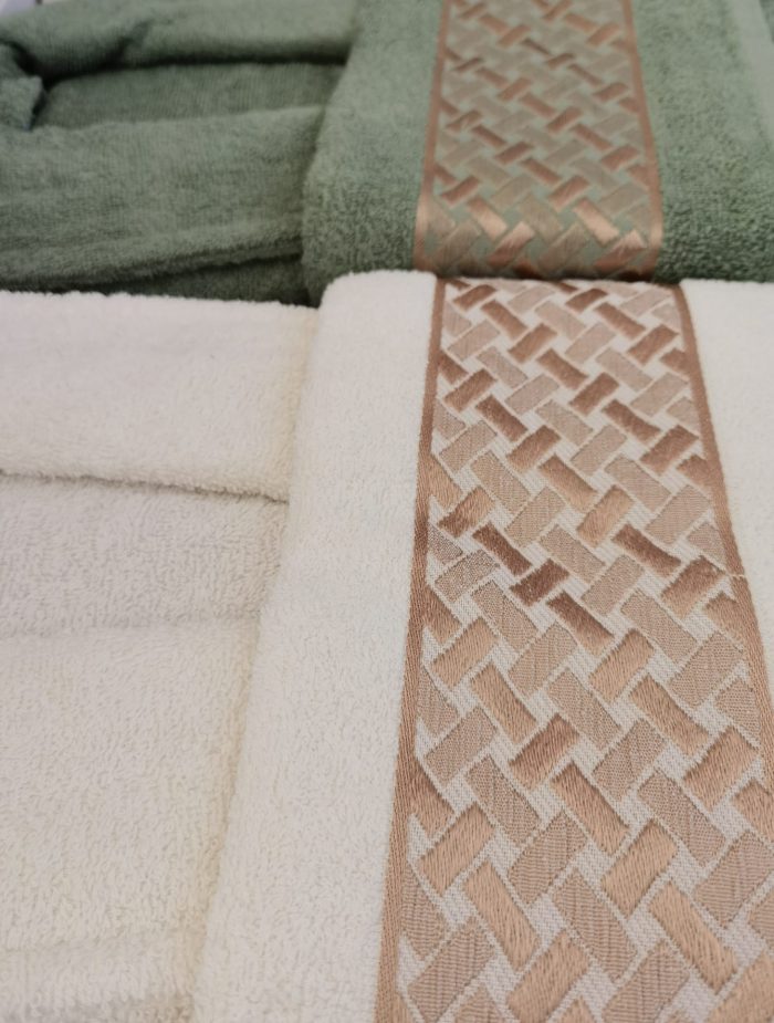 Set baie Best Cotton DeLuxe - halate si prosoape cu broderie, 100% bumbac, ivoire si olive - imagine 4