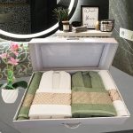 Set baie Best Cotton DeLuxe - halate si prosoape cu broderie, 100% bumbac, ivoire si olive - imagine 2