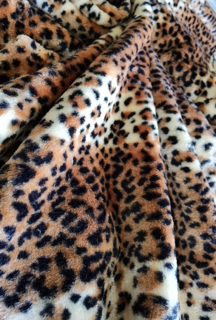 Patura pufoasa , calduroasa pentru iarna 200x240cm Home Colection Savana - imagine 3