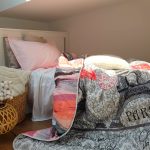 Pilota de vara, matlasata - cu 2 fete, 150 gr/mp, imprimata, umplutura puf siliconizat, Paris