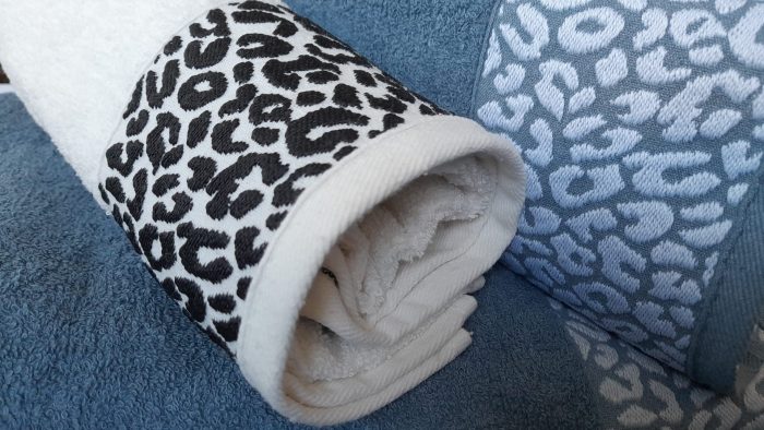 Set 4 prosoape baie , bumbac 100% SAVANA-2 bucati 50x90cm , 2 bucati 70x140cm - imagine 2