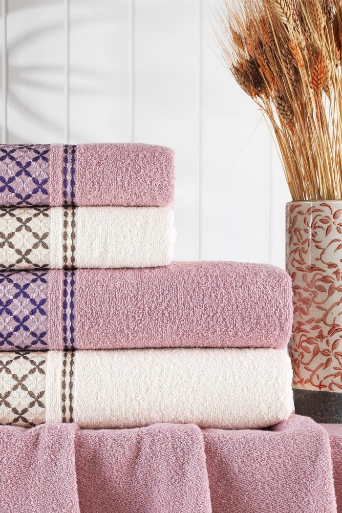 Set 4 prosoape baie , bumbac 100% FAMILY -2 bucati 50x90cm , 2 bucati 70x140cm -Yvoire + Pink - imagine 2