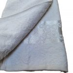 Prosop baie Jaquard, 100% bumbac - alb - 70x140 cm - imagine 2