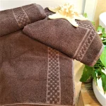 Prosop maro bumbac 100% Helena Collection, dimensiune 70x140 cm