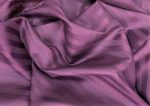 Cearceaf de pat 220x240 cm, damasc saten color dungi inguste 1 cm, 100% bumbac, magenta