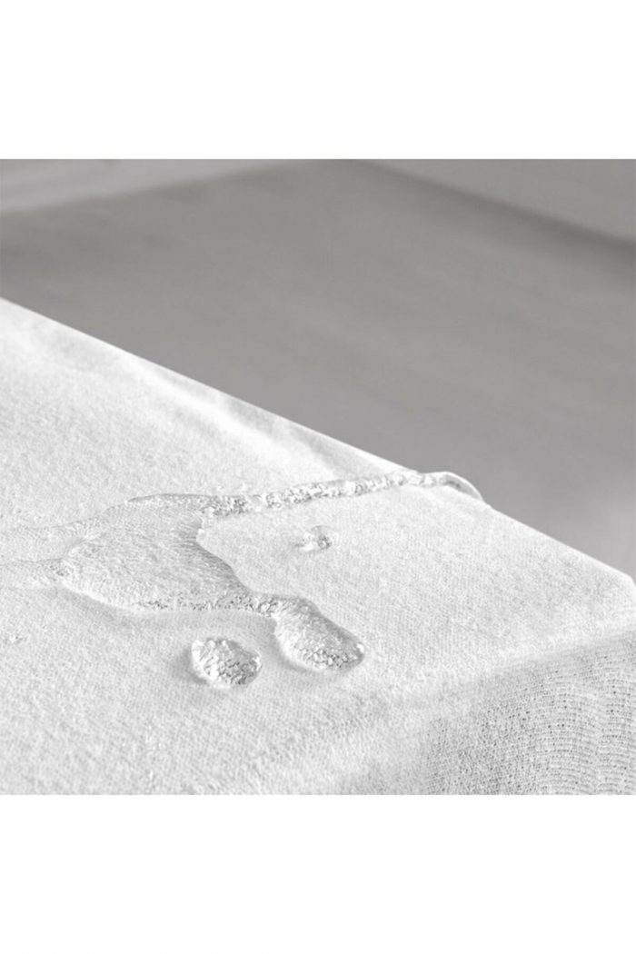 Husa IMPERMEABILA alba, microfibra cu elastic 140x200 cm - imagine 3