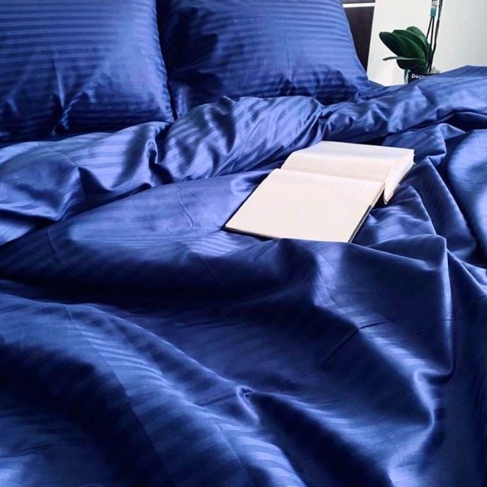 Cearceaf pat cu elastic Damasc - dungi inguste -160x200 cm -Bleumarin - imagine 3