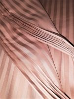 Cearceaf pat cu elastic 180x200+ 25 cm, damasc saten color dungi inguste 1 cm, 100% bumbac, huzelnut - imagine 3