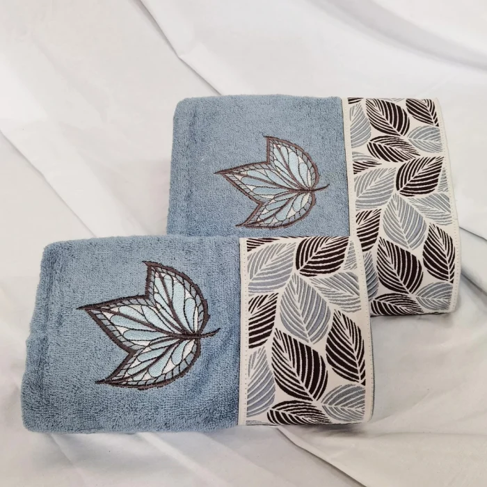 Set  Luxury Special Gift - 2 prosoape baie 50x90 cm + 70x140 cm, bumbac 100% , brodate, azur cu frunze gri - imagine 3