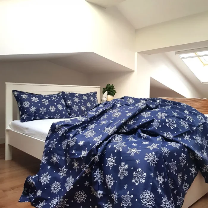 Cearceaf de pilota , 100% bumbac, albastru cu fulgi de zapada, 180x215 cm, - imagine 2