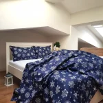 Cearceaf de pat , bumbac 100%, figurine de Craciun, 220x240cm, bleumarin - imagine 2