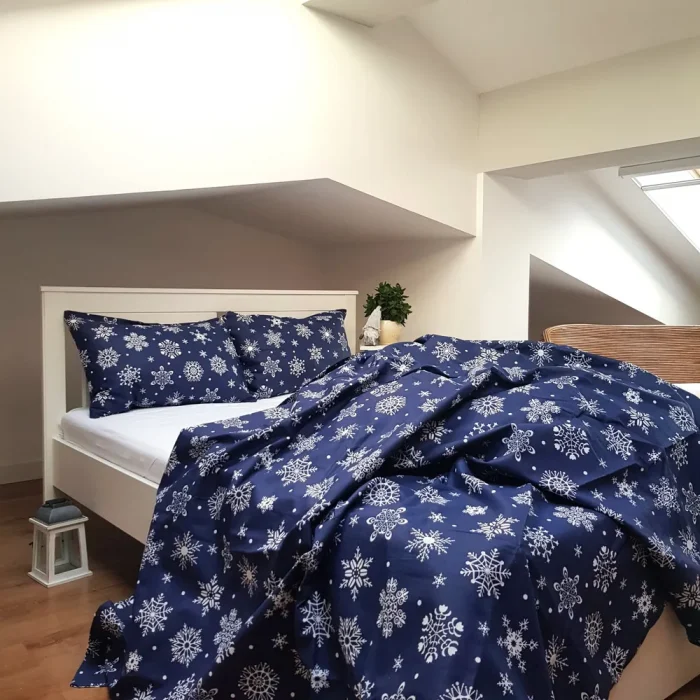 Cearceaf de pat , bumbac 100%, figurine de Craciun, 220x240cm, bleumarin - imagine 2
