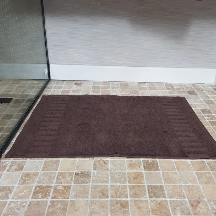 Prosop maro bumbac 100% SPA - Edition 2, dimensiune 50x70 cm (pentru picioare) - imagine 3