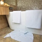 Prosop alb bumbac 100% SPA - Edition 1, dimensiune 50x70 cm (pentru picioare) - imagine 3