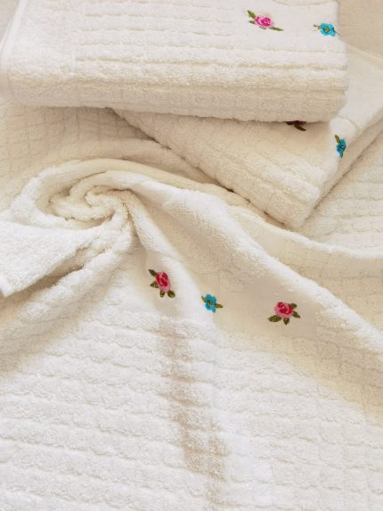 engros-prosop picioare Paloma4