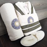 Set 1 persoana Royal Home Collection - halat si prosoape baie  – 0010 - imagine 5