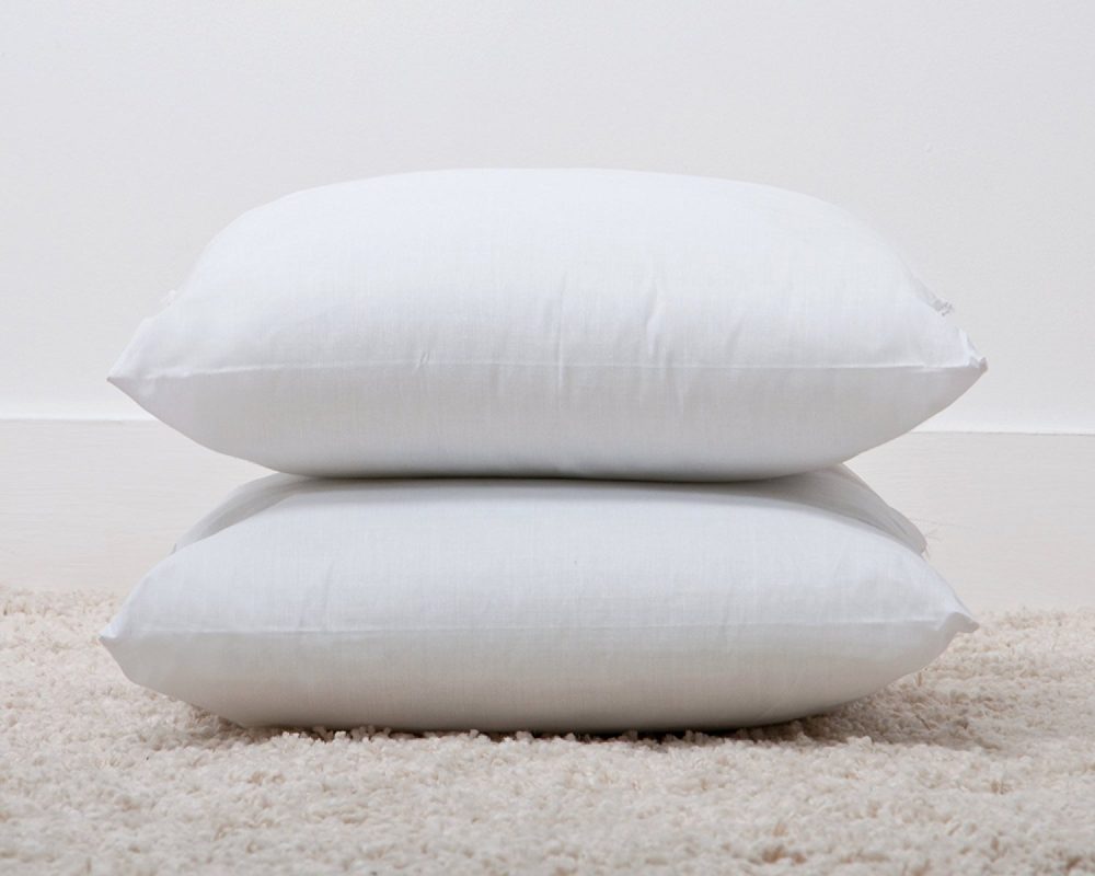 engros-set 2 fete de perna albe din finet pufos