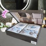 Set  Luxury Special Gift - 2 prosoape baie 50x90 cm + 70x140 cm, bumbac 100% , brodate, gri cu frunza azur